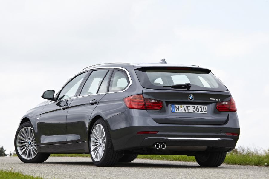  BMW 328i Touring Luxury 2012 года  (фото 140 из 200)